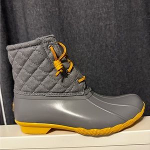 NWOT-SPERRY BOOTS